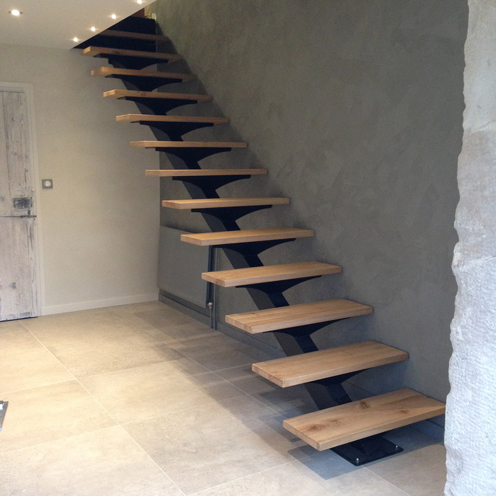 escalier interieur acier bois